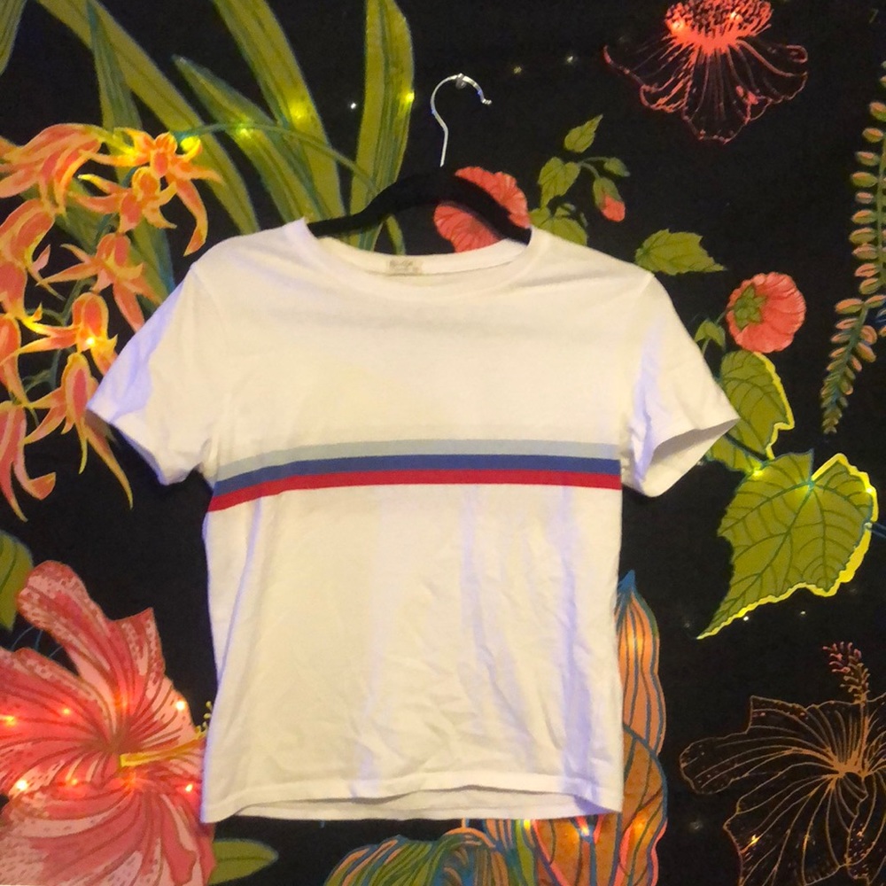 SOLD ON DEPOP Brandy melville striped rainbow top